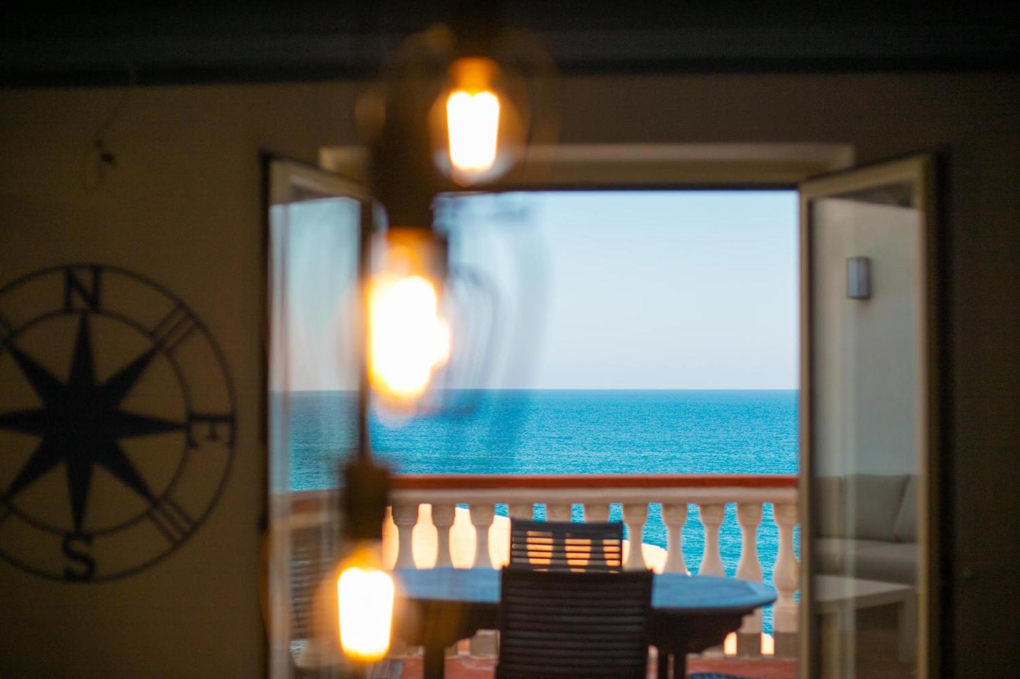 Alba Sul Mare By Caseserio * Cefalu